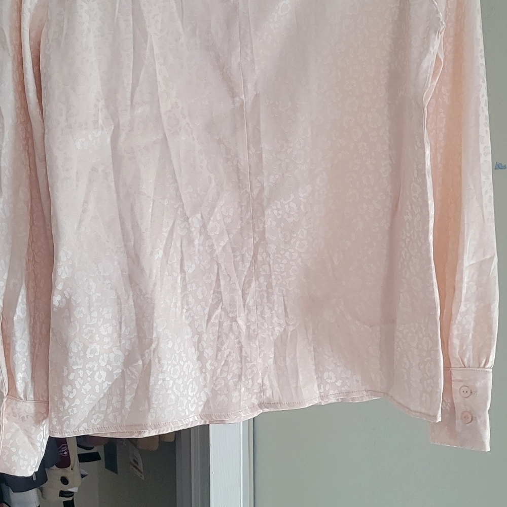 NWT dress shirt - Picture 2 of 4